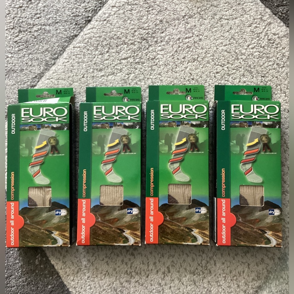 Lot of 4 EUROSOCK Outdoor Compression Socks Tan Medium Made in Italy NEW